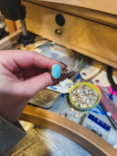 Load image into Gallery viewer, White Water Turquoise Ring (size 9)
