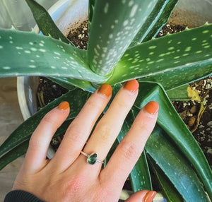 Green Sapphire Ring (size 4.5)